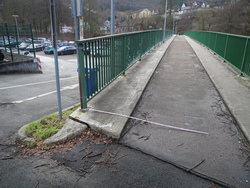 Schnapsbrücke Anfang stadtauswärts - linker Fussweg